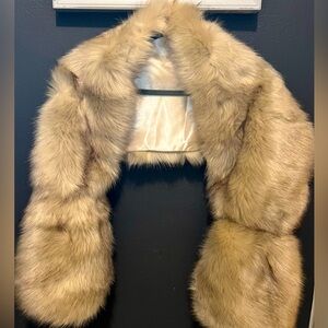 Brown faux fur shoulder wrap. Never worn.